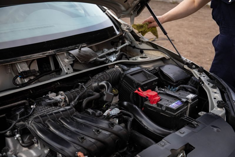 How to Avoid Getting Overcharged at the Auto Repair Shop