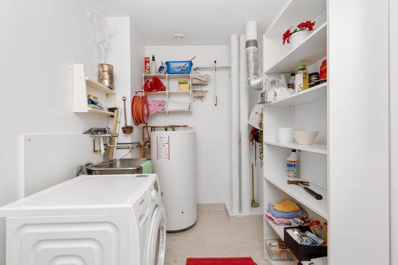 Tankless vs Tank Water Heater: Which Saves More?
